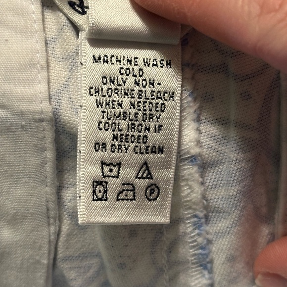 *FINAL PRICE* Lilly Pulitzer Palm Beach Fit Blue and White Floral Shorts - Picture 6 of 9